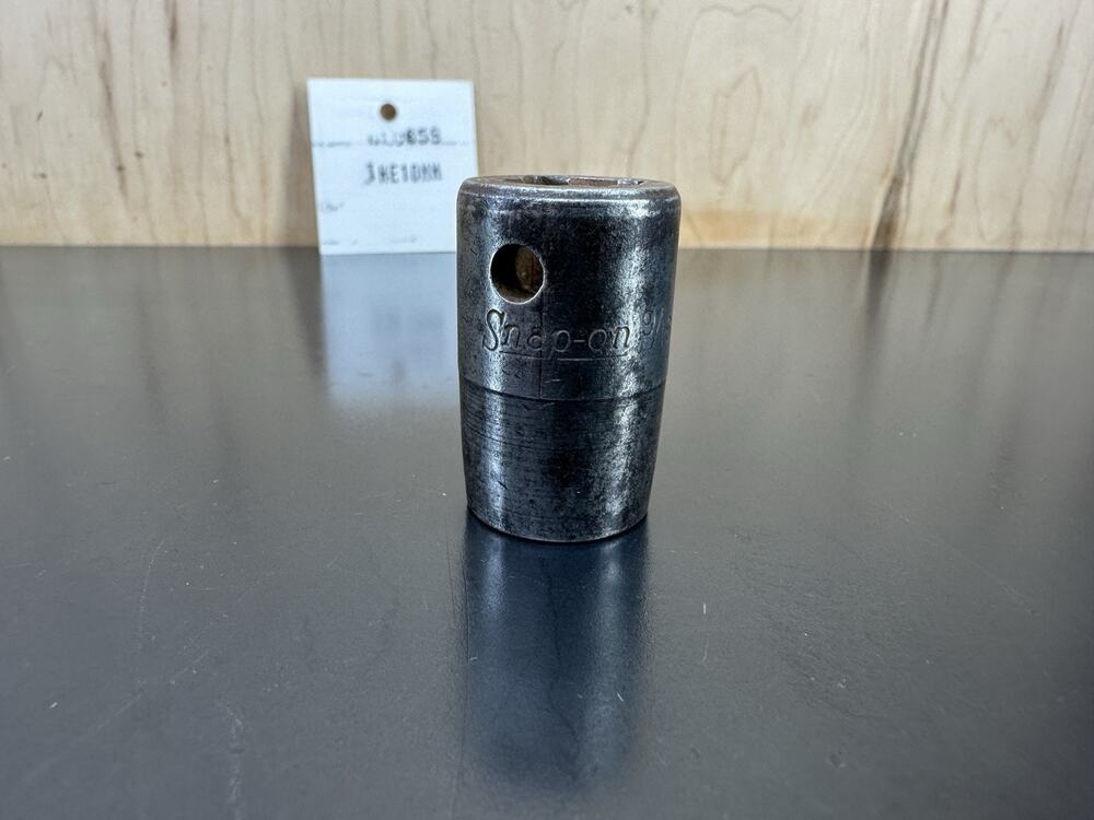 Used Vintage Snap On 9/16” Socket P-180 1/2” Drive Made In USA 6 Point